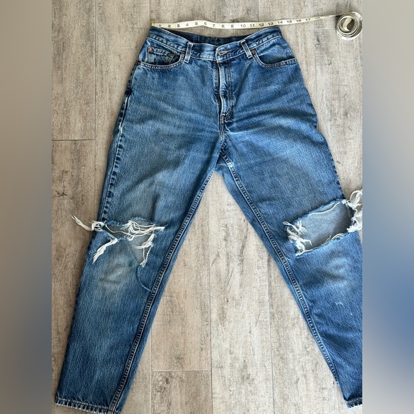 Vintage Levi’s- 550 Medium (10) size 28 - Picture 1 of 6